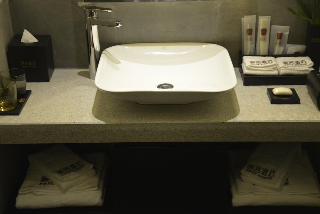 Ease House Luoyang Hotell Luoyang  Rom bilde